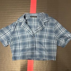 brandy Melville crop top shirt